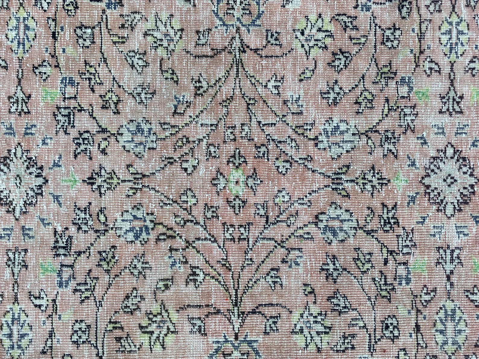 XL Vintage Turkish Accent Area Rug 6 x 9 ft
