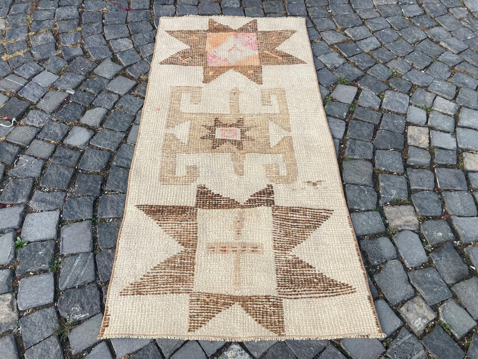 Vintage Turkish Runner Rug 2.6 x5.1 ft