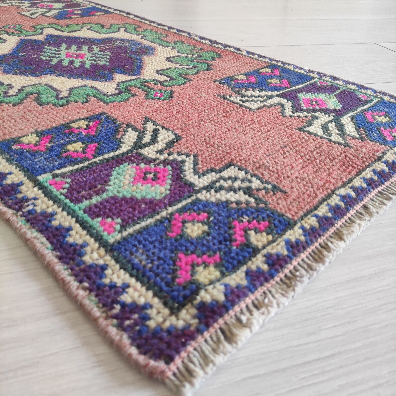 Vintage Turkish Mini Rug 1.5 x 2.9 ft