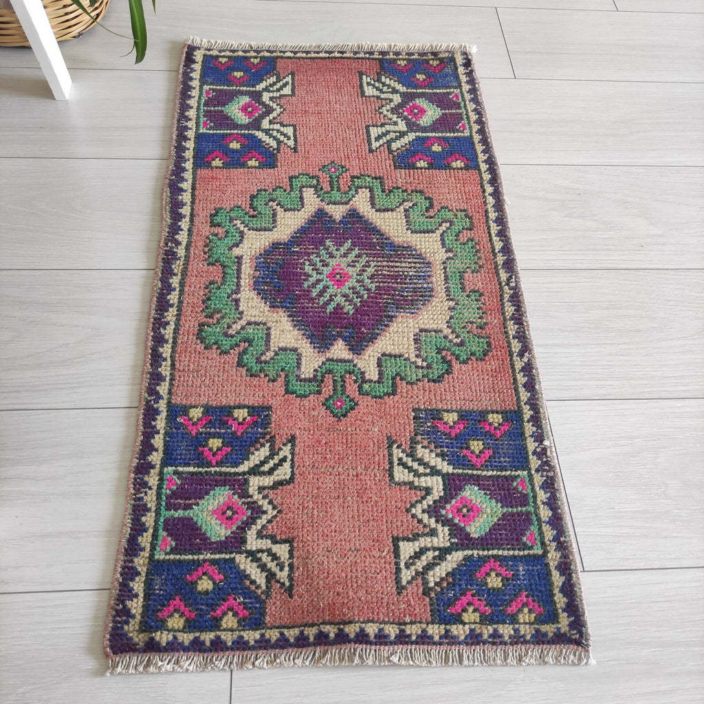 Vintage Turkish Mini Rug 1.5 x 2.9 ft
