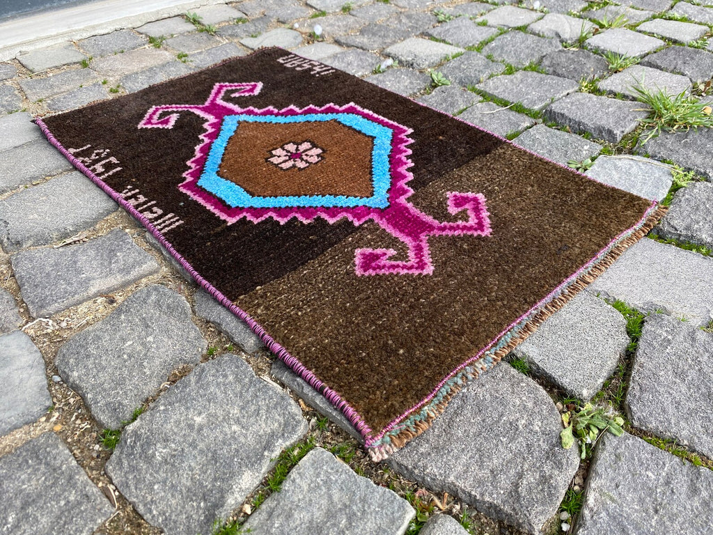 Vintage Turkish Mini Rug 1.3 x 2.1 ft