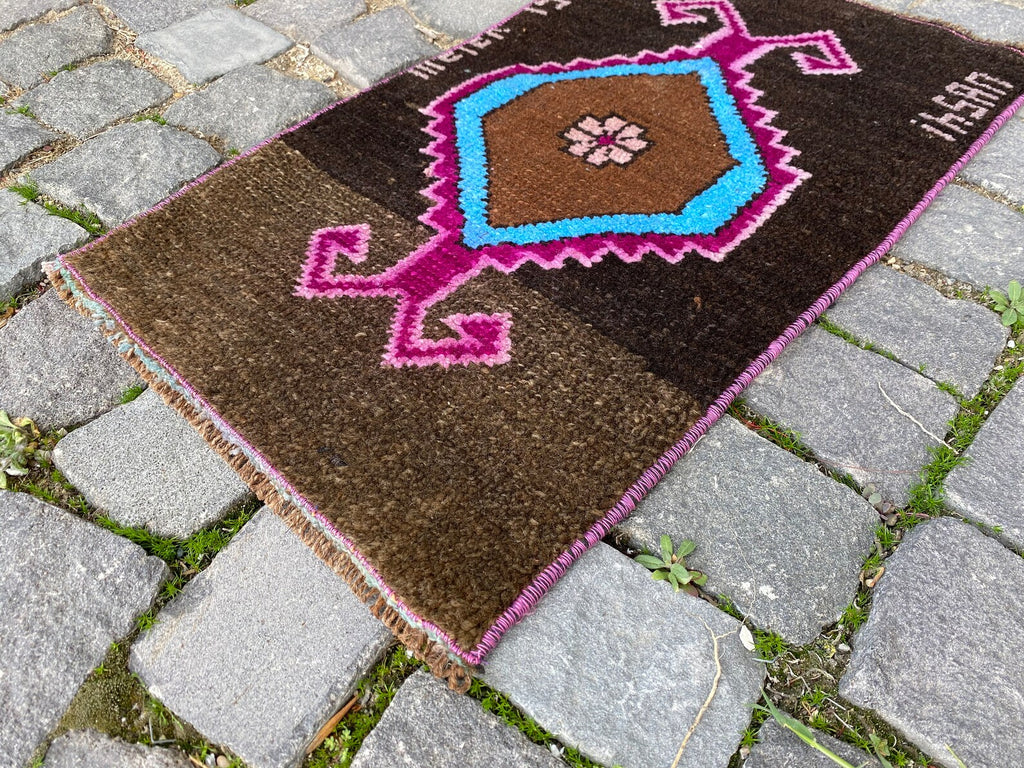 Vintage Turkish Mini Rug 1.3 x 2.1 ft