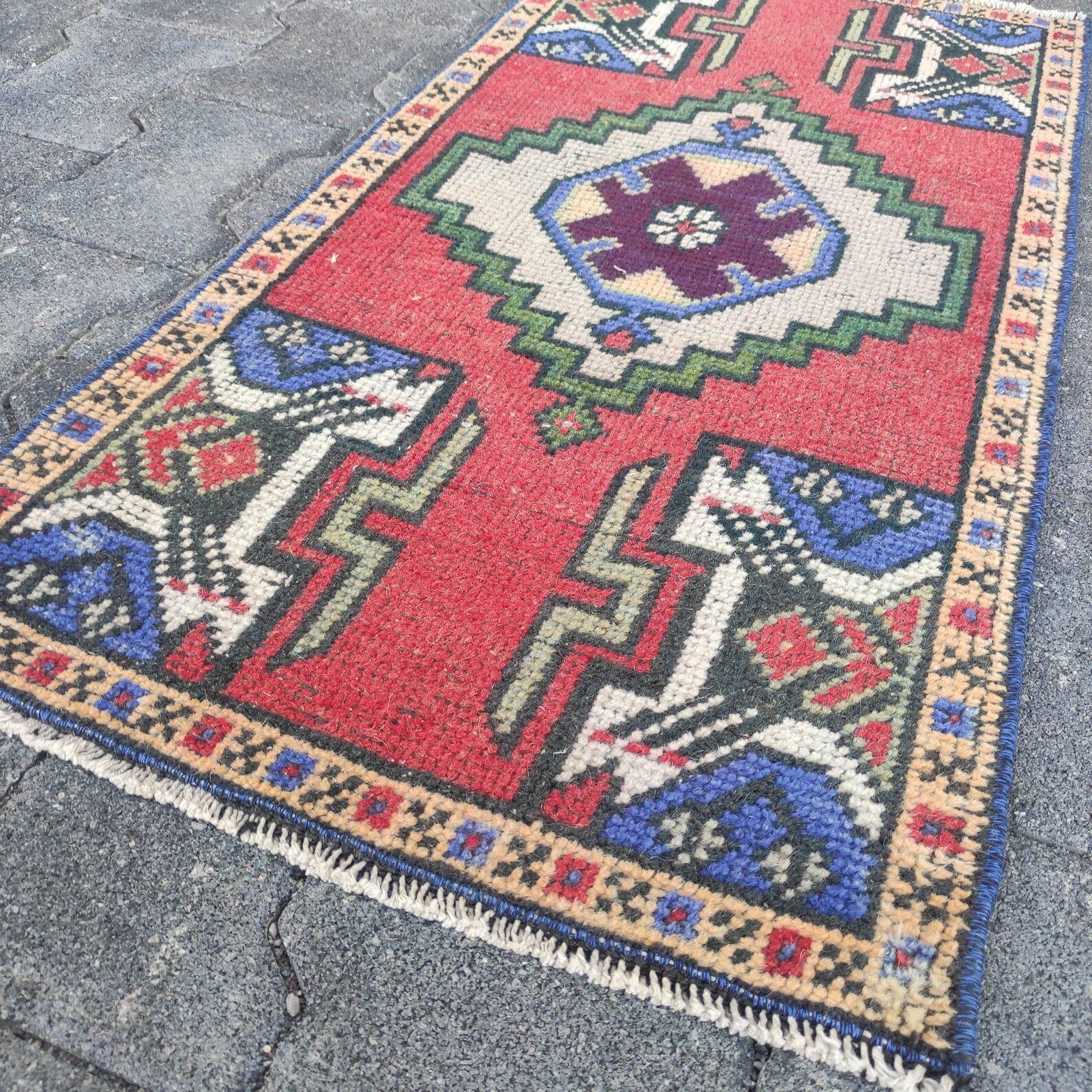 Vintage Turkish Mini Rug 1.5 x 3 ft