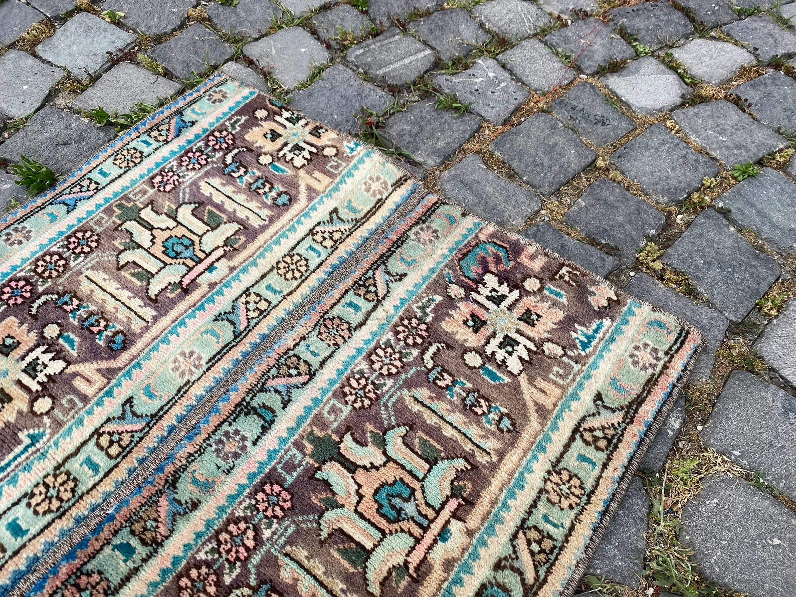 Vintage Turkish Mini Rug 2.1 x 2.5 ft