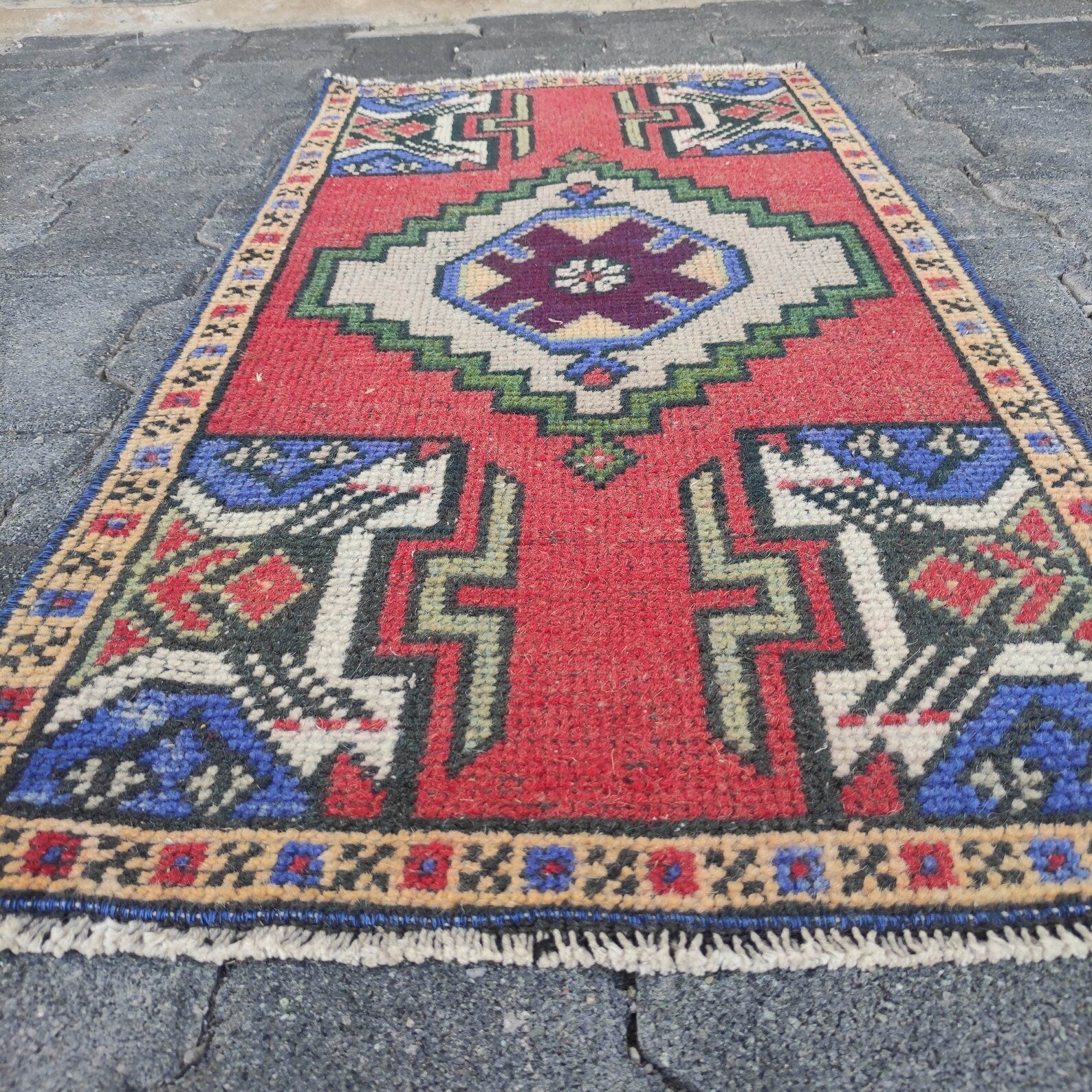 Vintage Turkish Mini Rug 1.5 x 3 ft