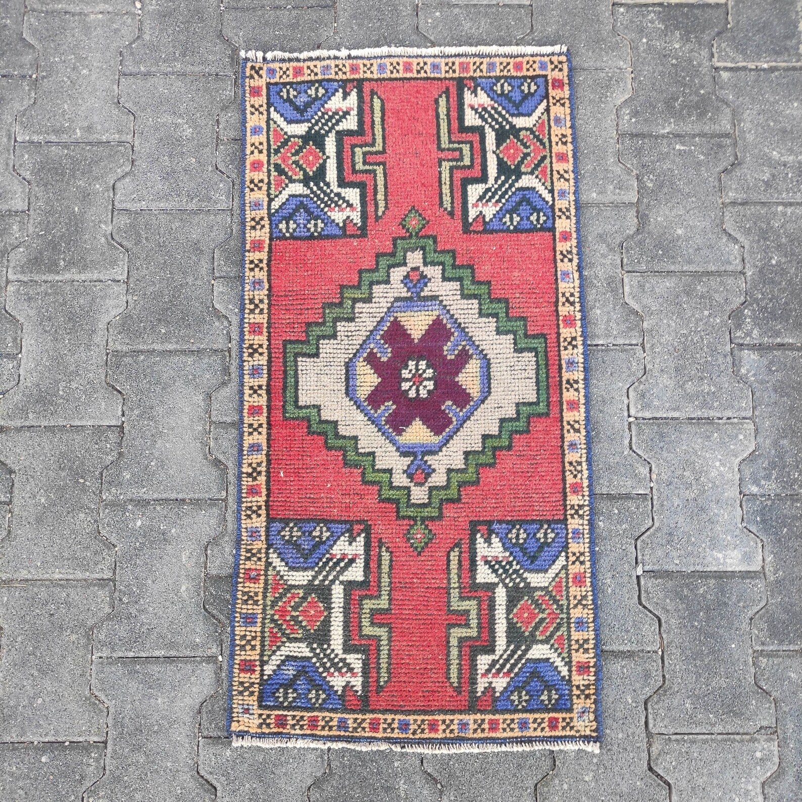 Vintage Turkish Mini Rug 1.5 x 3 ft