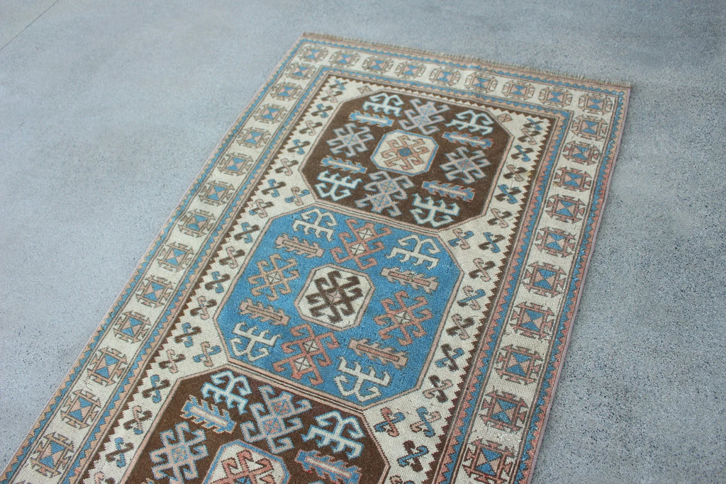 Vintage Turkish Accent Area rug 3.4 x 5.6 ft