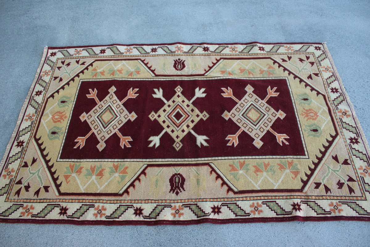 Vintage Turkish Accent Area rug 3.7 x 5.8 ft