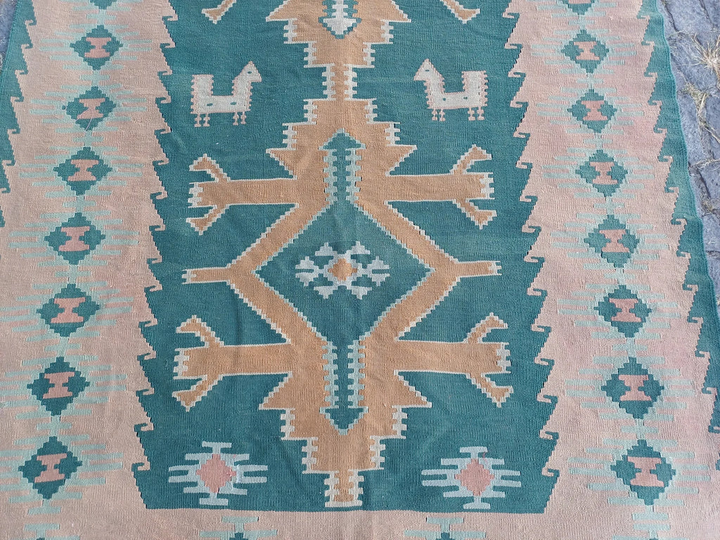 XL Vintage Turkish Accent Area Rug 4.7 x 9.6 ft