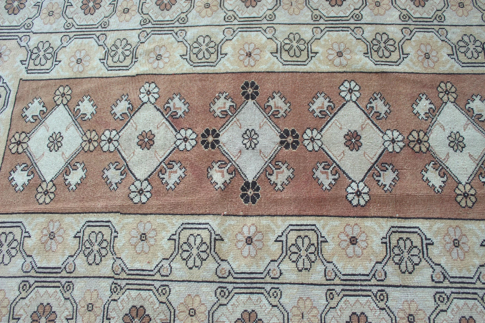Vintage Turkish Runner Rug 3.9 x  6.3 ft