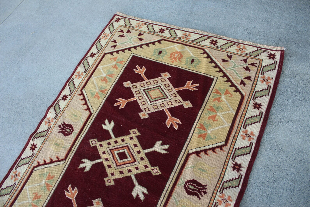 Vintage Turkish Accent Area rug 3.7 x 5.8 ft