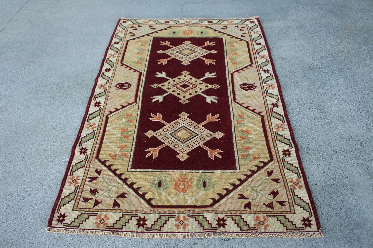 Vintage Turkish Accent Area rug 3.7 x 5.8 ft