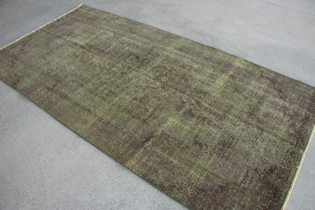 Vintage Turkish Accent Area rug 4.3 x 8.7 ft