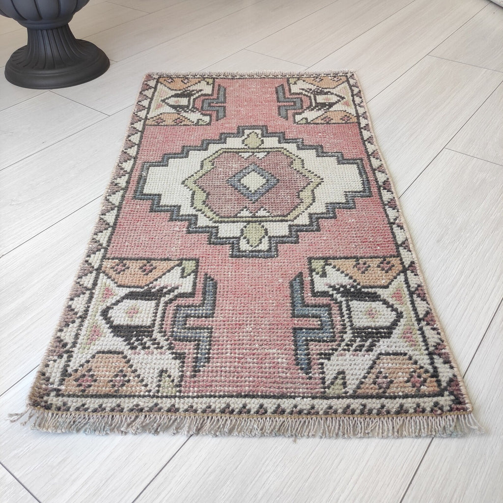 Vintage Turkish Mini Rug 1.5 x 2.8 ft