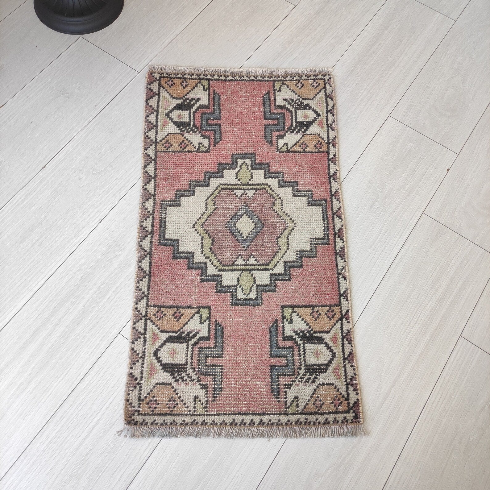 Vintage Turkish Mini Rug 1.5 x 2.8 ft