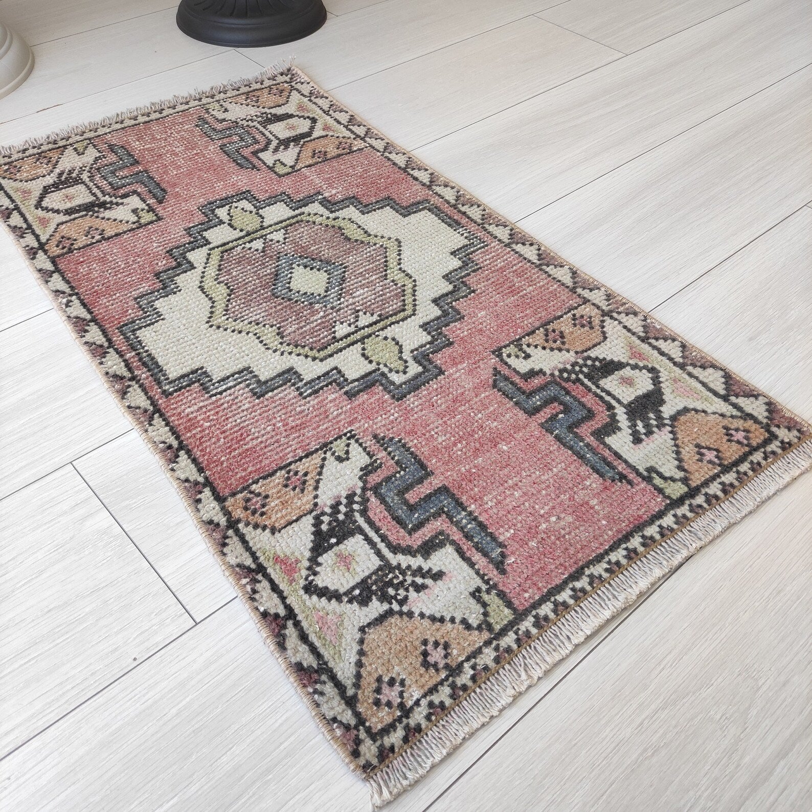 Vintage Turkish Mini Rug 1.5 x 2.8 ft