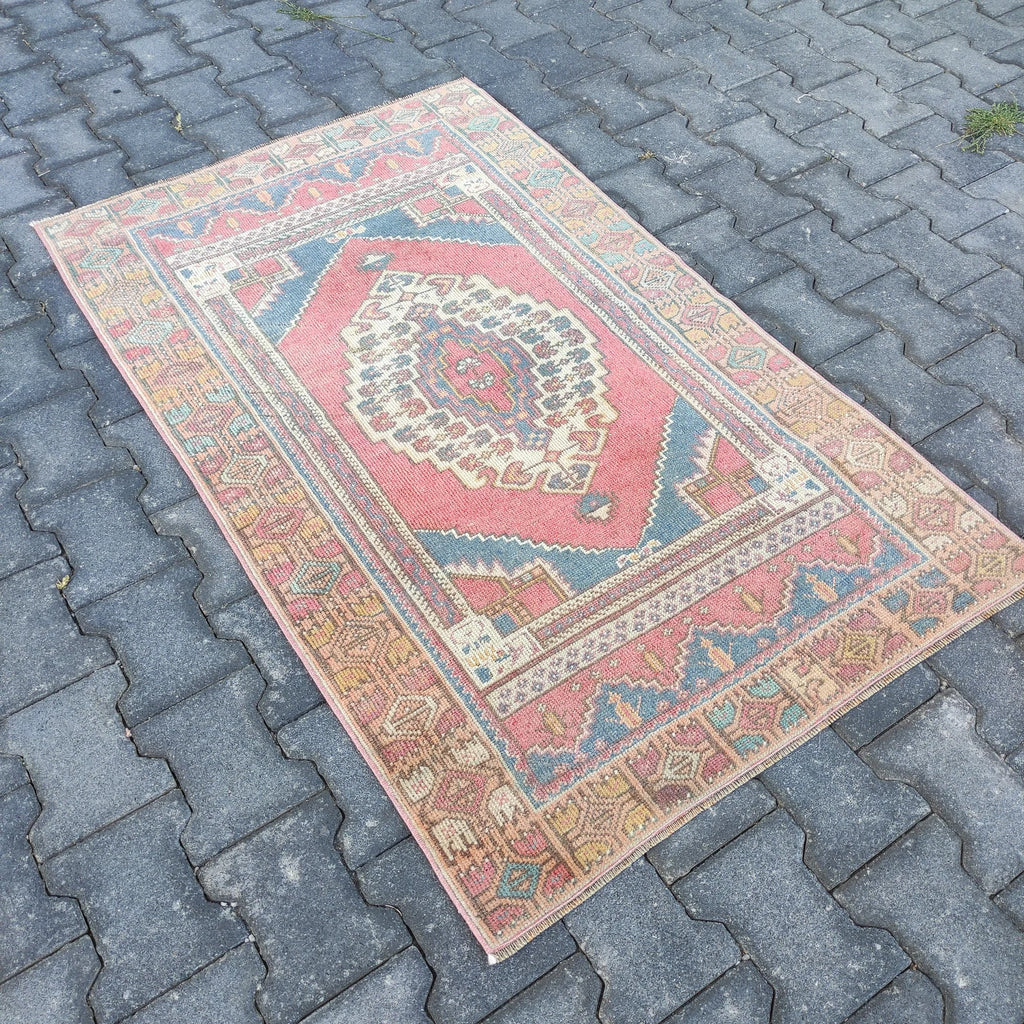 Vintage Turkish Accent Area rug 3 x 5 ft