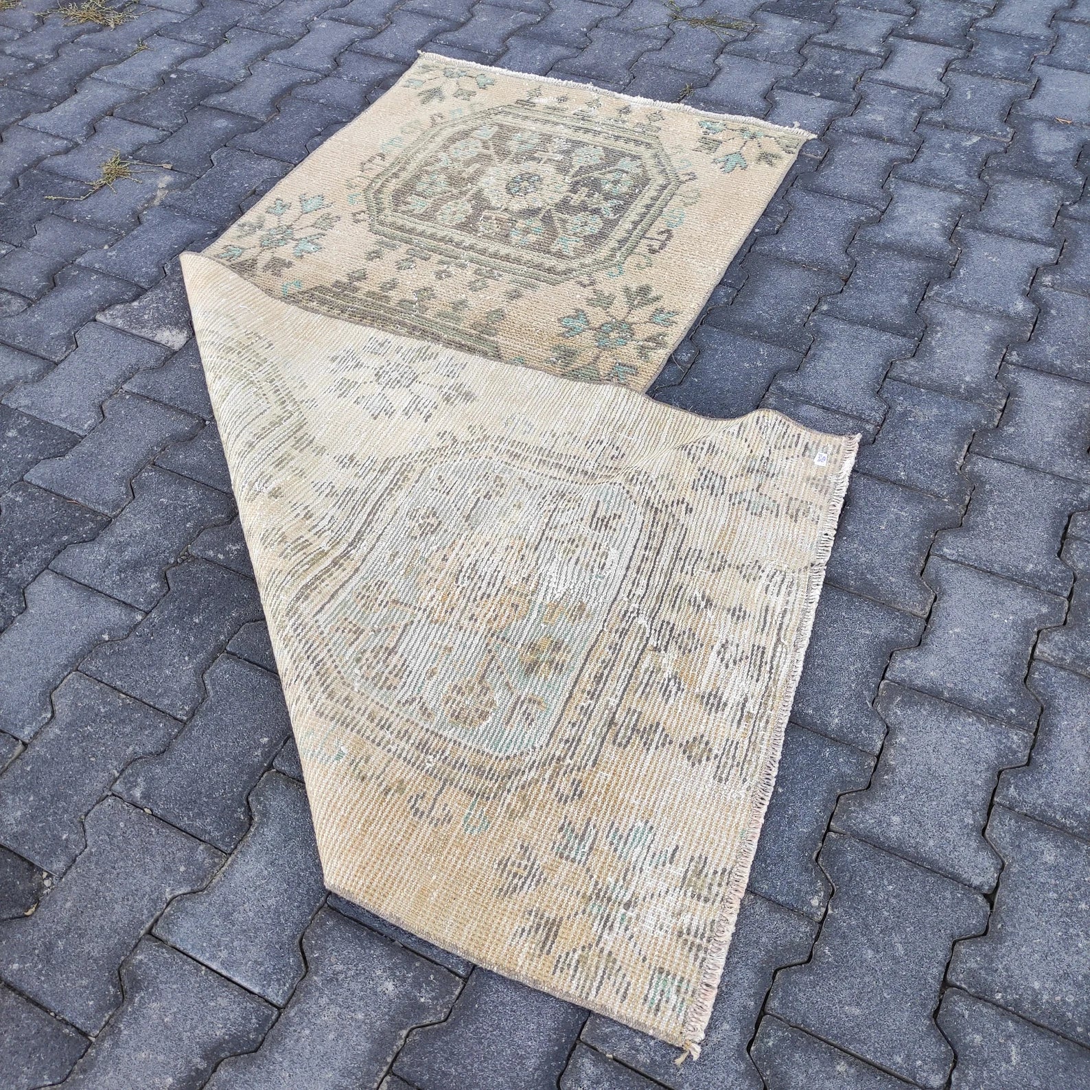 Vintage Turkish Runner Rug 2.6 x 6.4 ft