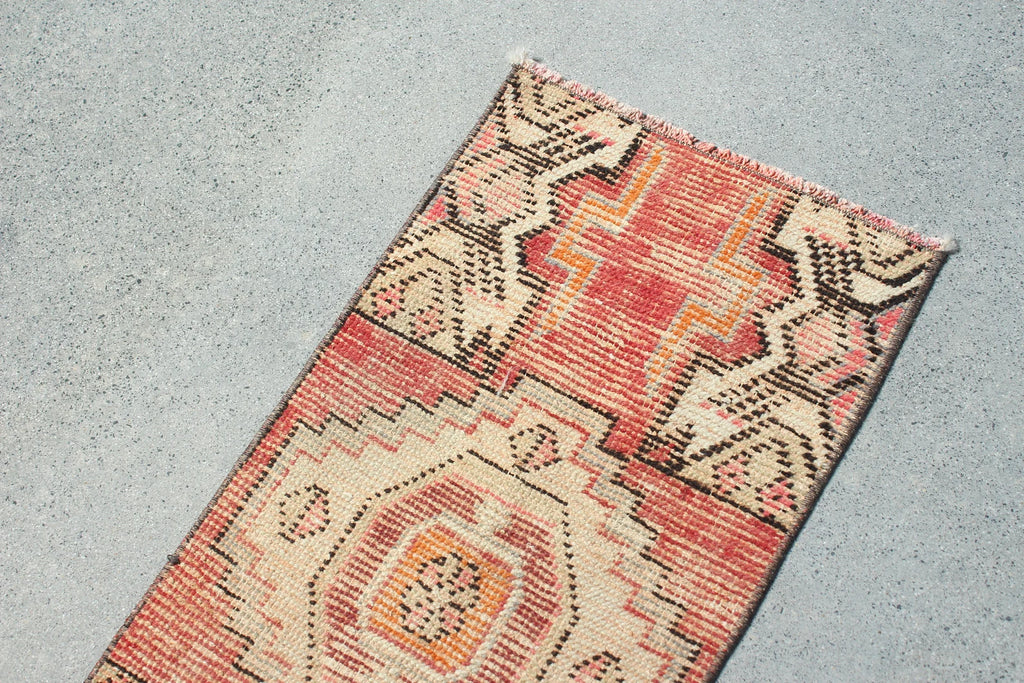 Vintage Turkish Mini Rug 1.4 x 2.7 ft