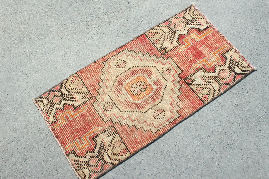 Vintage Turkish Mini Rug 1.4 x 2.7 ft