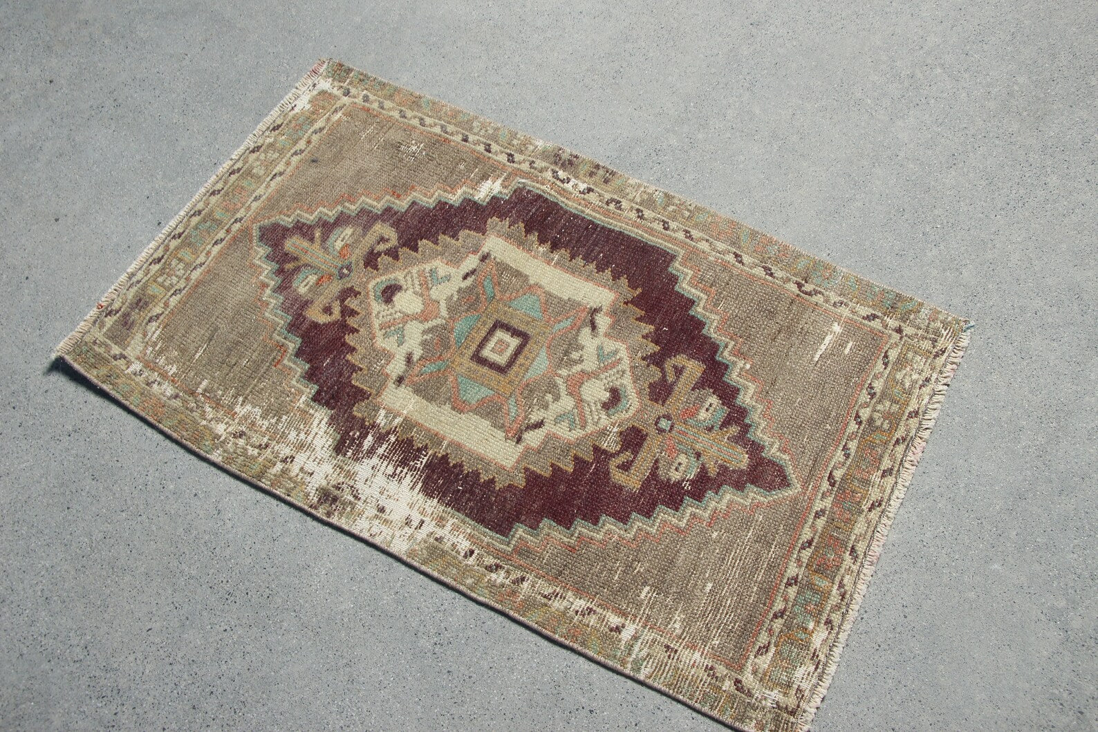 Vintage Turkish Mini Rug 1.7 x 2.8 ft