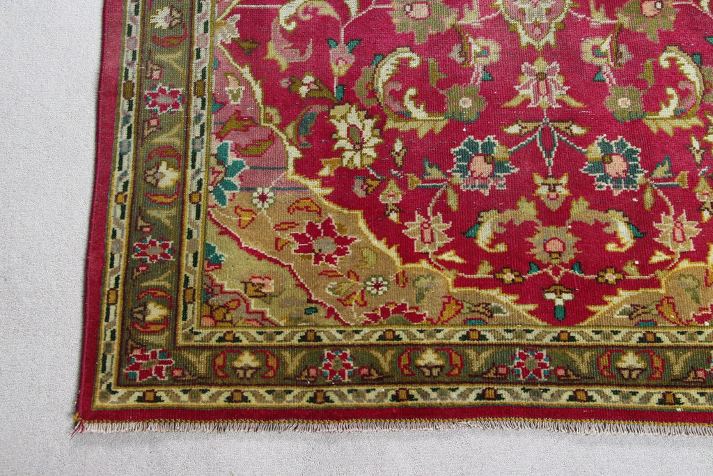 Vintage Turkish Accent Area rug 3.4 x 6 ft