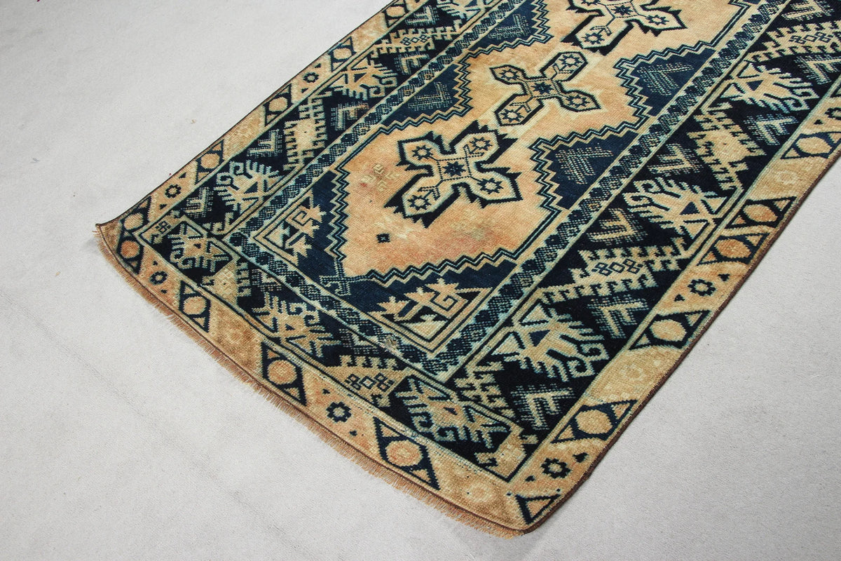 Vintage Turkish Accent Area rug 3.9 x 6.2 ft