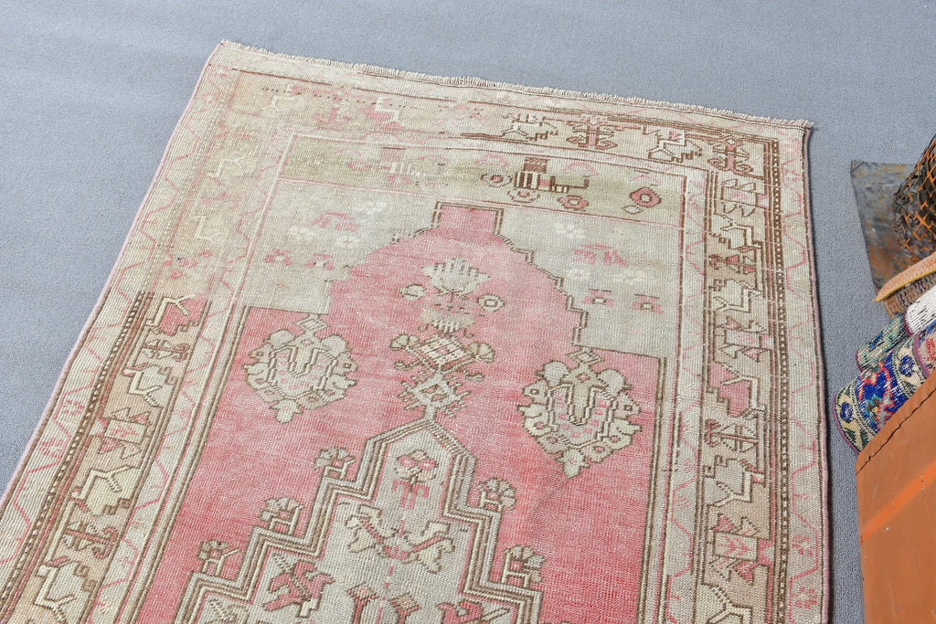 Vintage Turkish Accent Area rug 3.8 x 8 ft