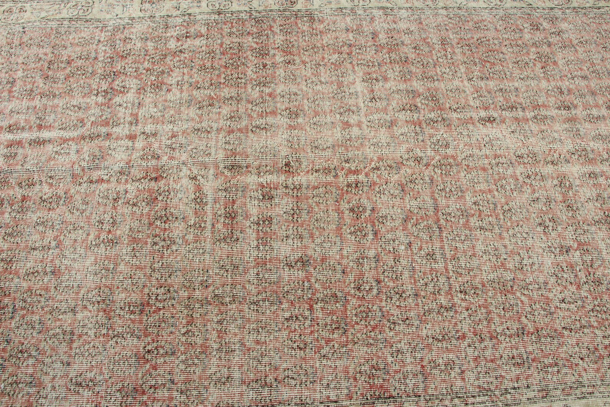 XL Vintage Turkish Accent Area rug 5.2 x 8.5 ft