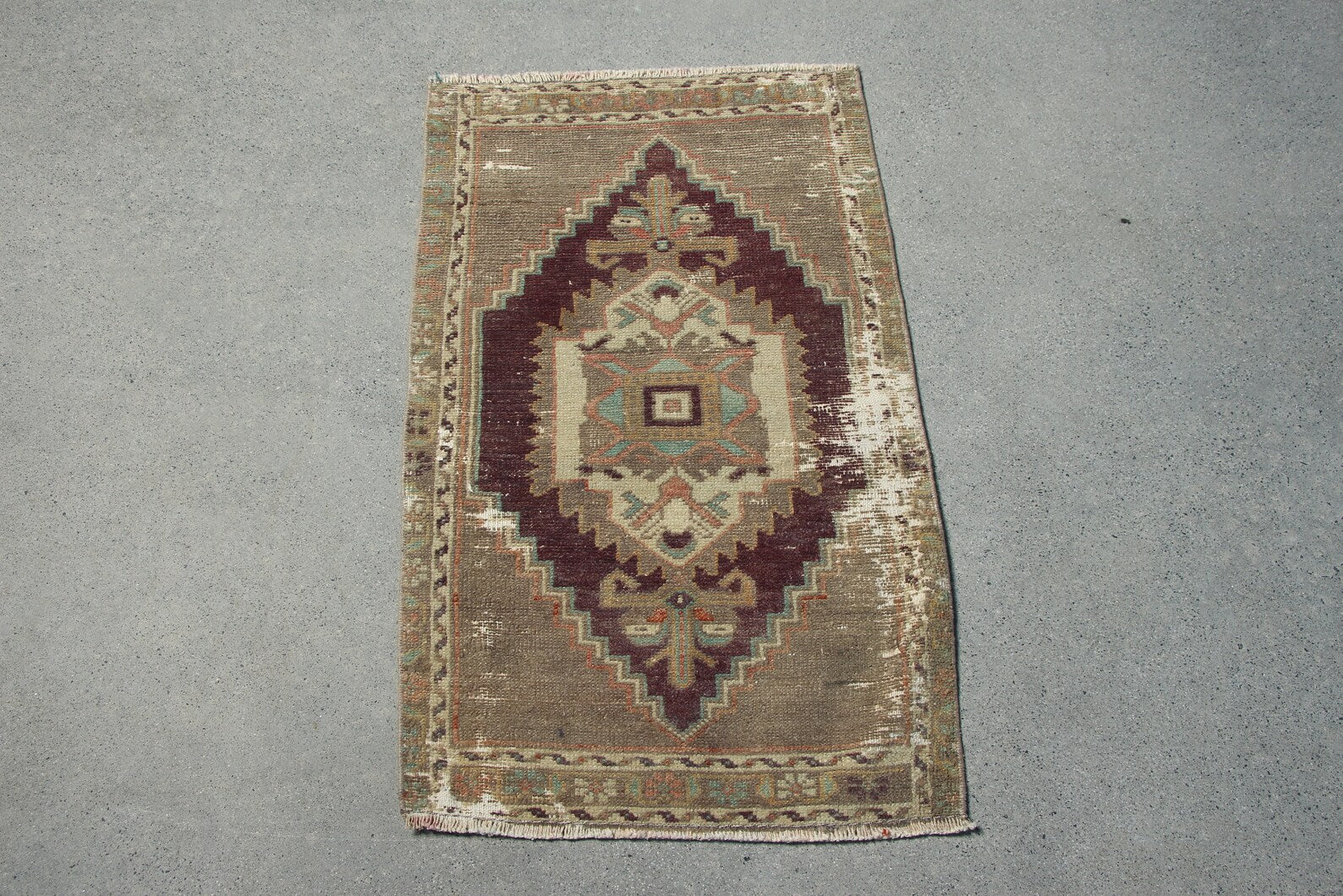 Vintage Turkish Mini Rug 1.7 x 2.8 ft