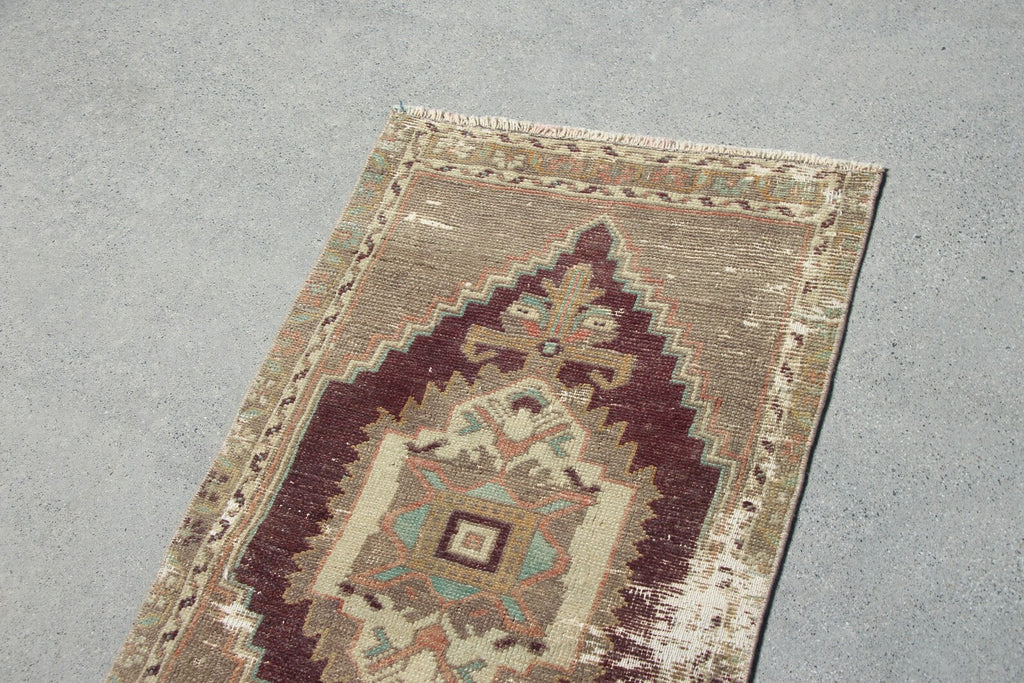 Vintage Turkish Mini Rug 1.7 x 2.8 ft