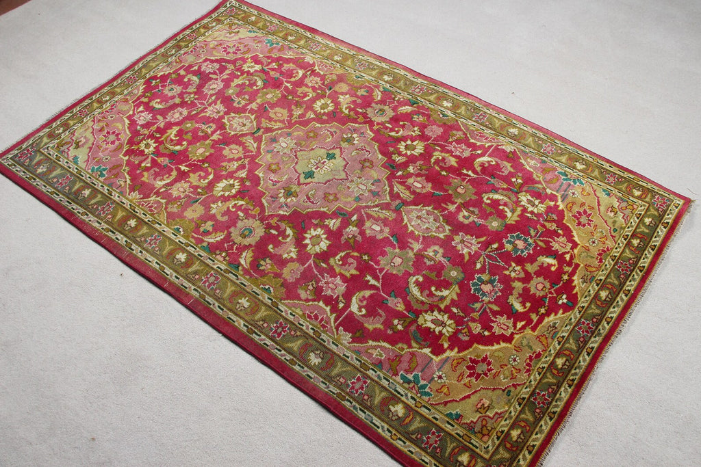 Vintage Turkish Accent Area rug 3.4 x 6 ft