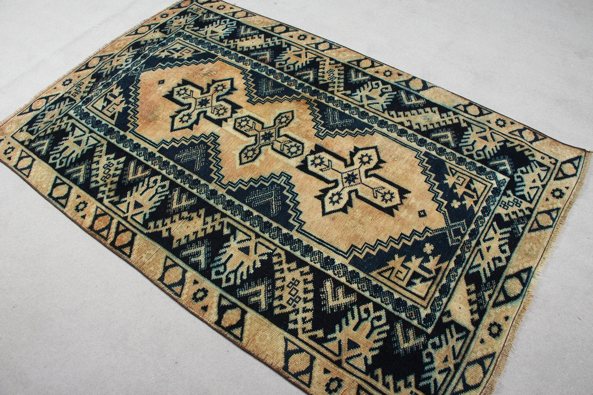 Vintage Turkish Accent Area rug 3.9 x 6.2 ft