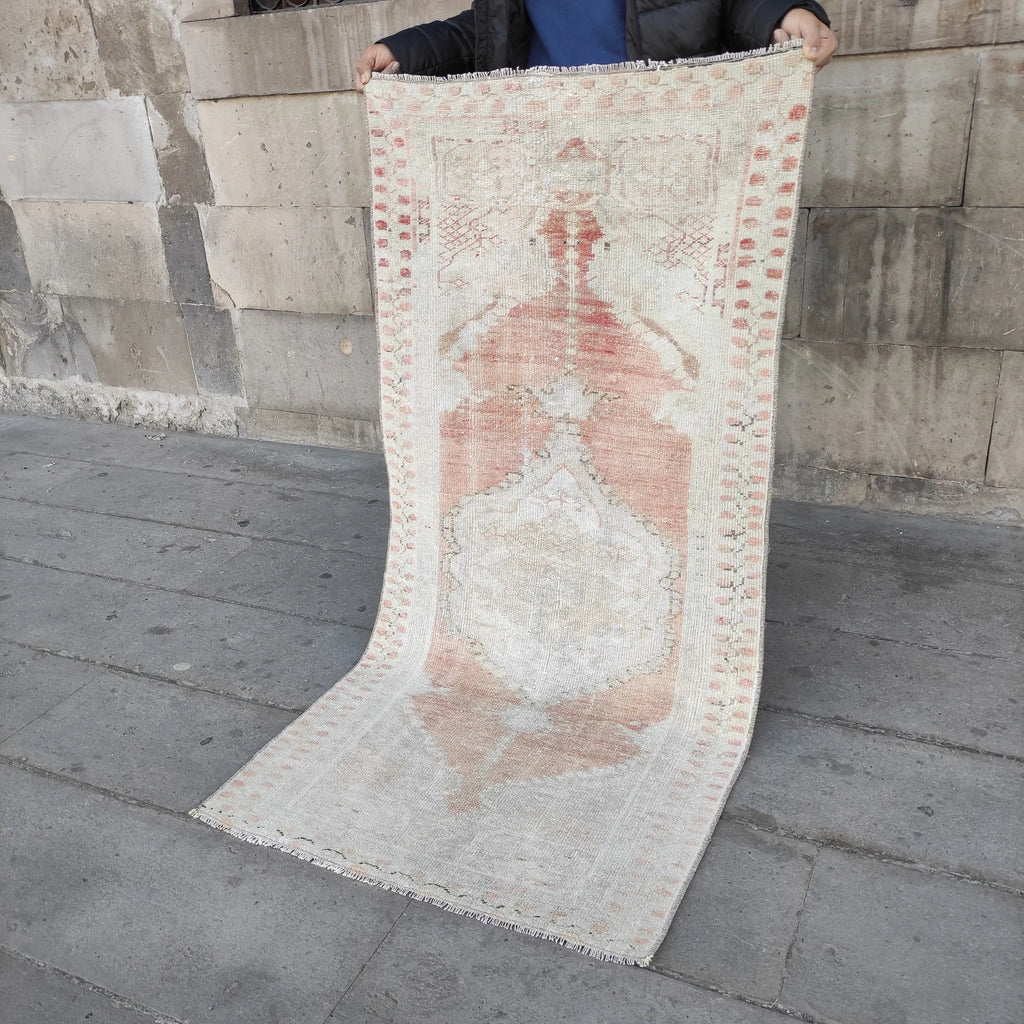 Vintage Turkish Accent Area rug 2.5 x 5.3 ft