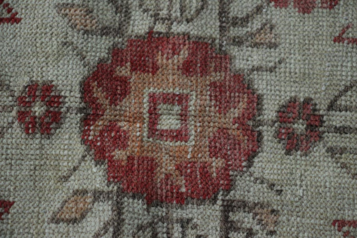XL Vintage Turkish Accent Area Rug 5.4 x 9.5 ft