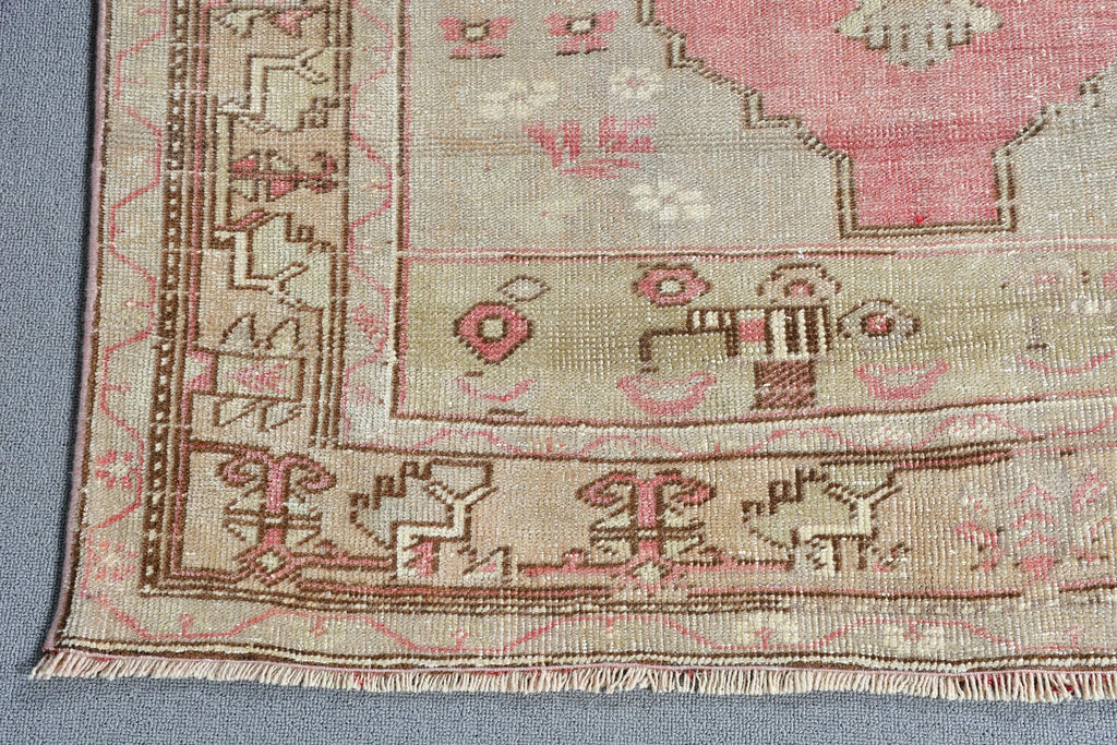 Vintage Turkish Accent Area rug 3.8 x 8 ft