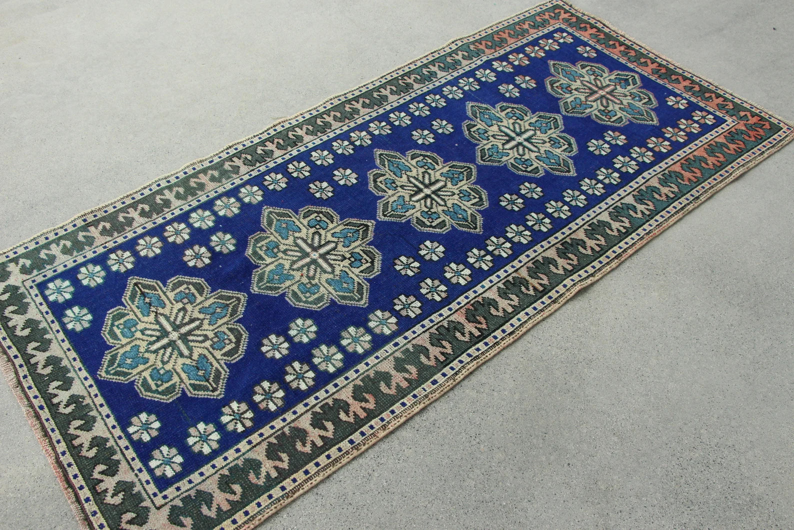 Vintage Turkish Accent Area rug 2.9 x 6.2 ft