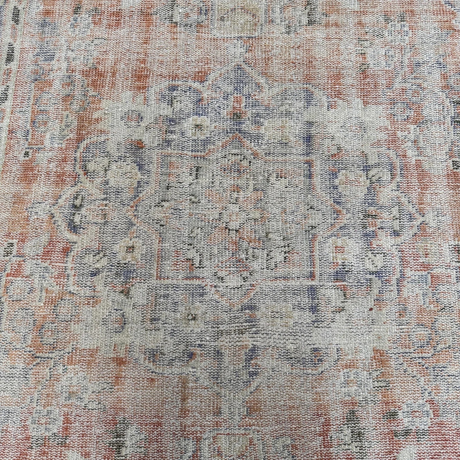 XL Vintage Turkish Accent Area Rug 5.6 x 9 ft