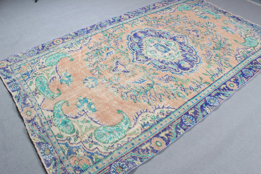Vintage Turkish Accent Area rug 5.5 x 9.1 ft