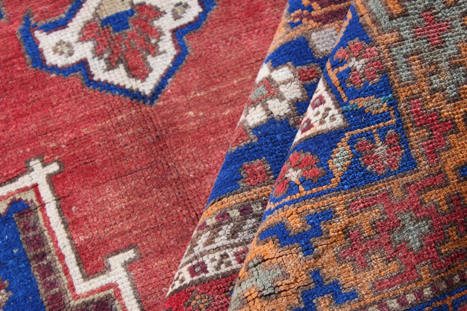 XL Vintage Turkish Accent Area Rug 5.3 x 11 ft