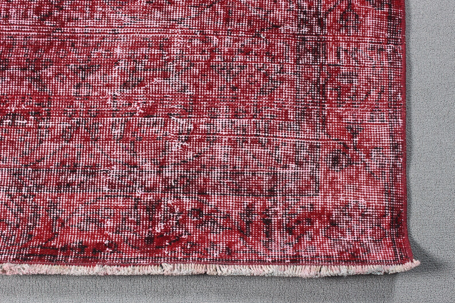 XL Vintage Turkish Accent Area rug 4.9 x 8.8 ft