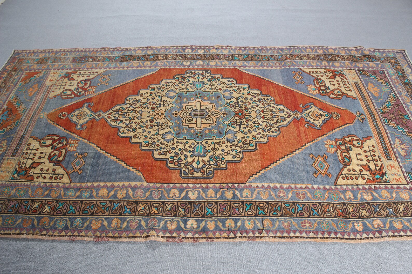 Vintage Turkish Accent Area rug 4.7 x 9 ft