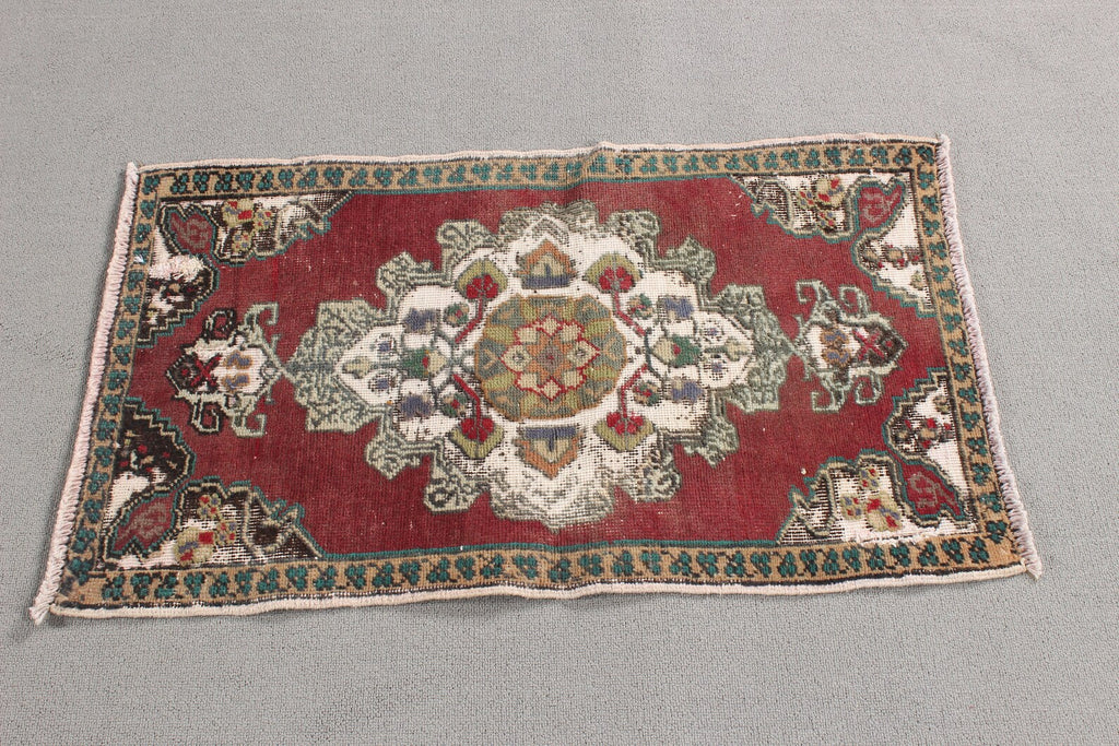 Vintage Turkish Mini Rug 1.7 x 2.8 ft