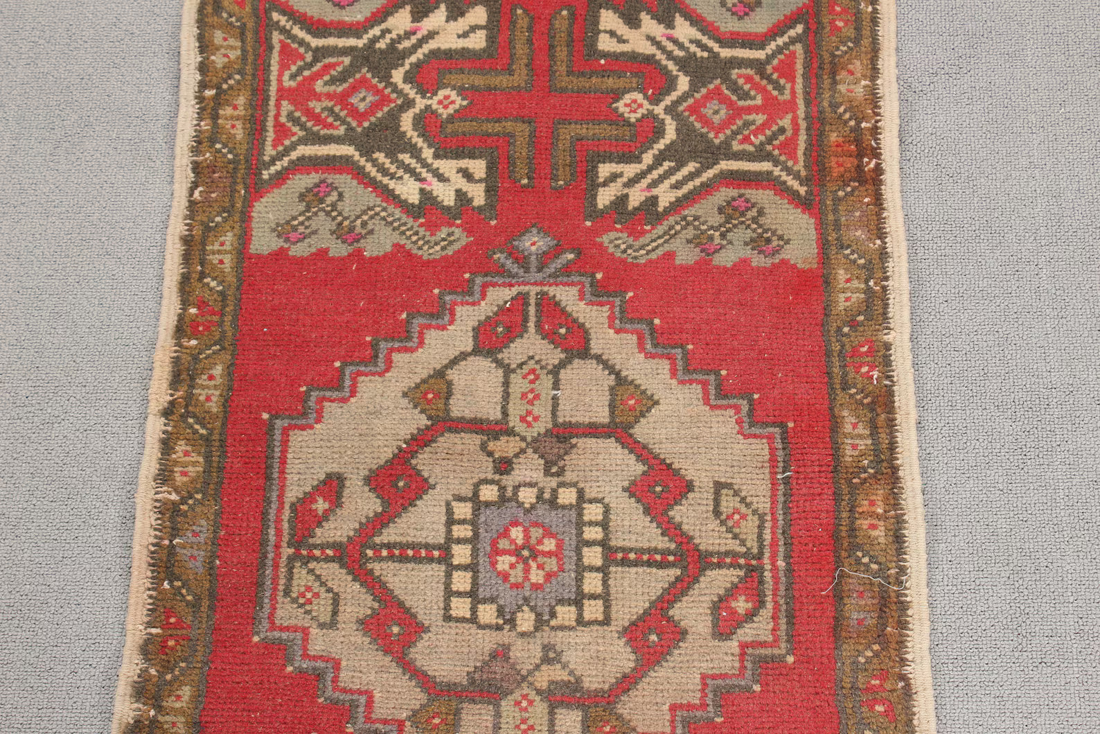 Vintage Turkish Mini Rug 1.5 x 3.1 ft