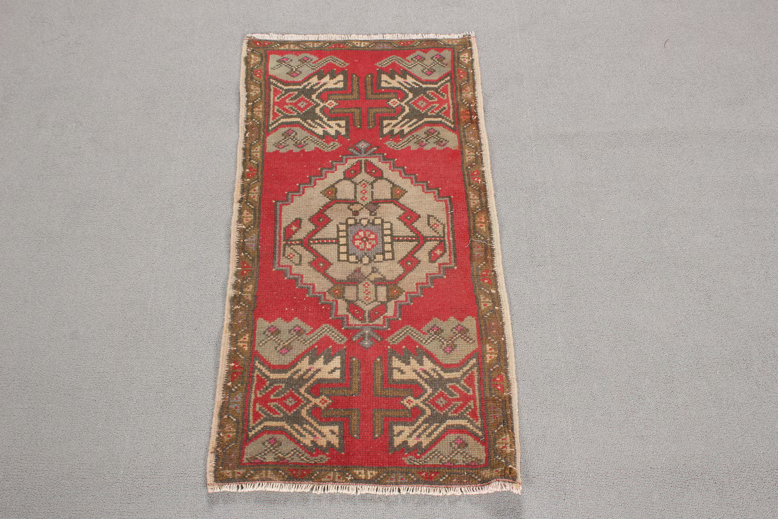 Vintage Turkish Mini Rug 1.5 x 3.1 ft