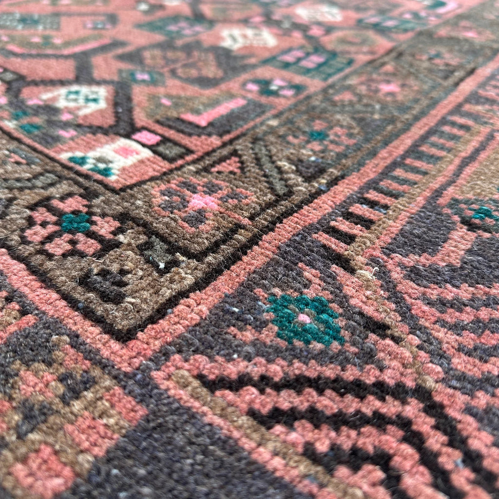 Vintage Persian Accent Area Rug 4 x 6.7 ft