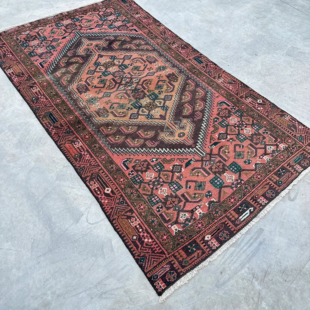 Vintage Persian Accent Area Rug 4 x 6.7 ft