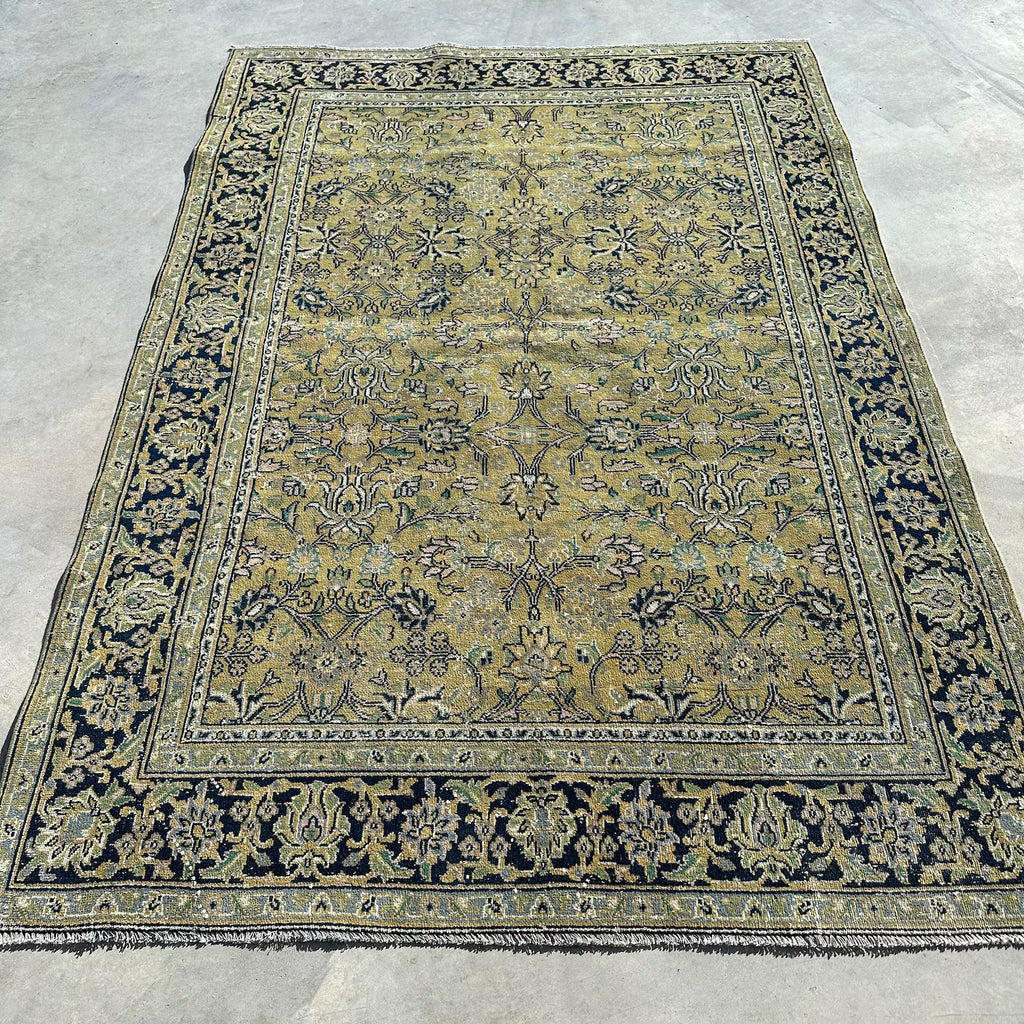 XL Vintage Turkish Accent Area Rug 5.1 x 7.2 ft