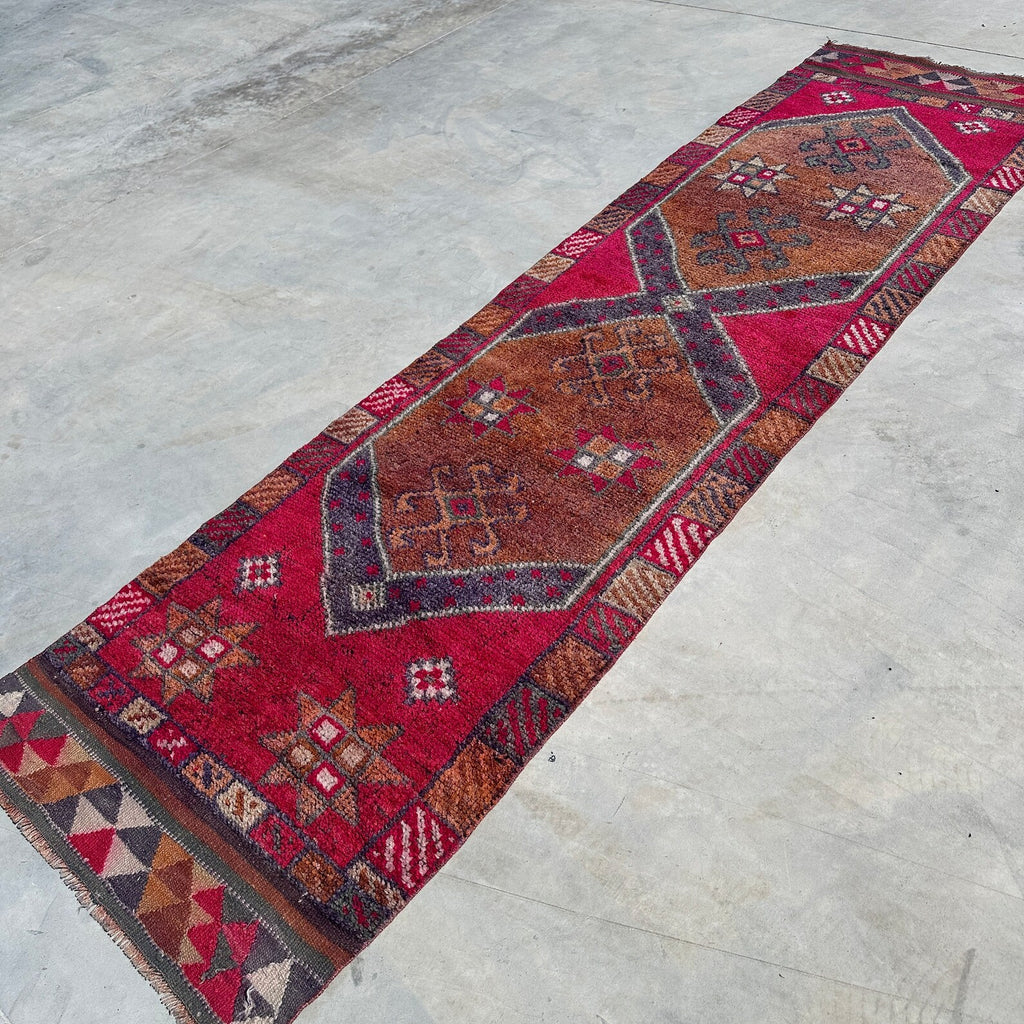 Vintage Turkish Runner Rug 2.8 x 10.1 ft