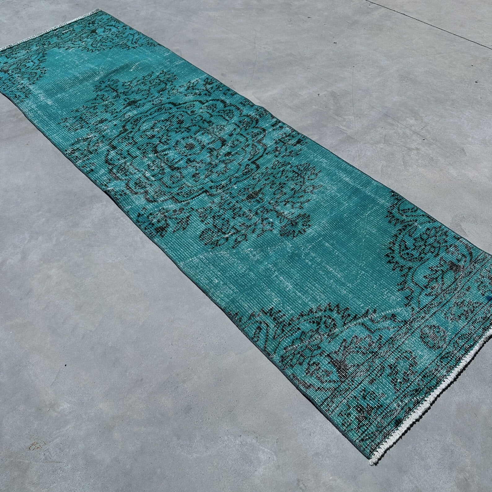 Vintage Turkish Runner Rug 2.5 x 8.3 ft